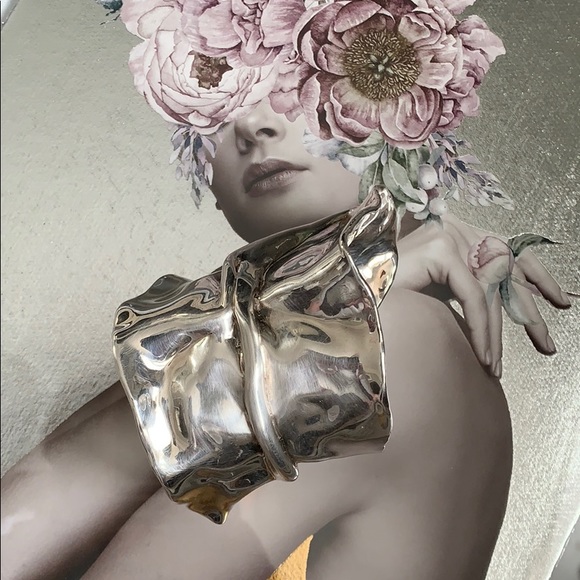 Jewelry - 🔥🔥Antique silver chunky women’s bracelet 🔥🔥